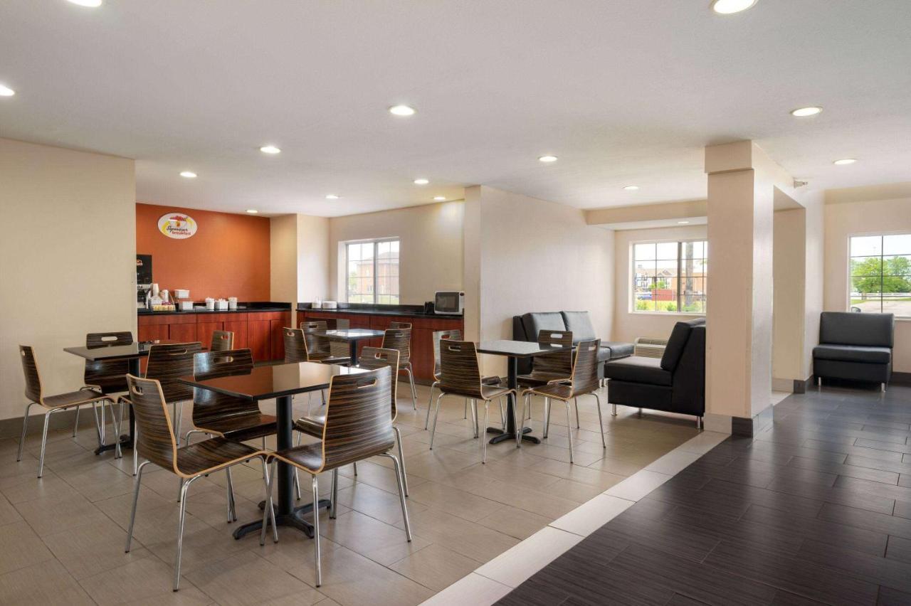 Super 8 By Wyndham West 2* Columbus